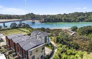 5/35 Marine Parade, Hobsonville