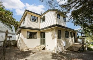 21 Ladbrooke Drive, Newlands