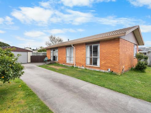 55 Kuaka Crescent, Bromley