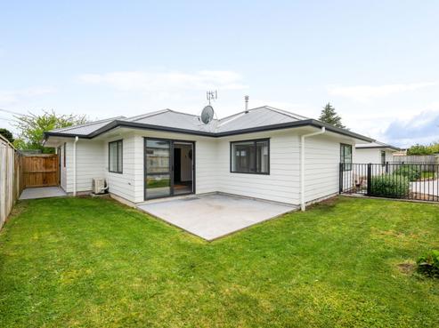 2/72 Claude Street, Fairfield