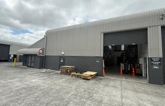 Refurbished 420sqm industrial unit – Available now