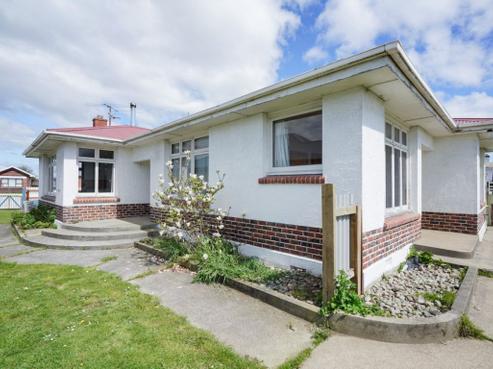 54 Martin Street, Strathern