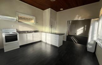 285B Fitzherbert Avenue, West End