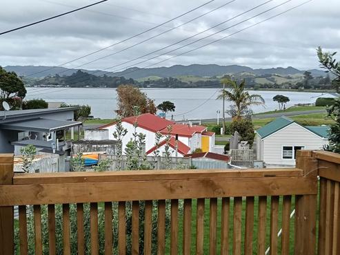 13 Rockell Road, Whananaki