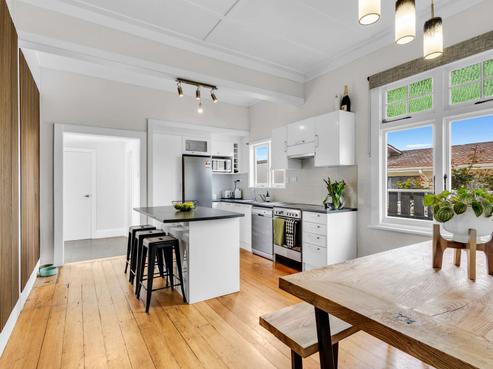 800 Victoria Street, Parkvale