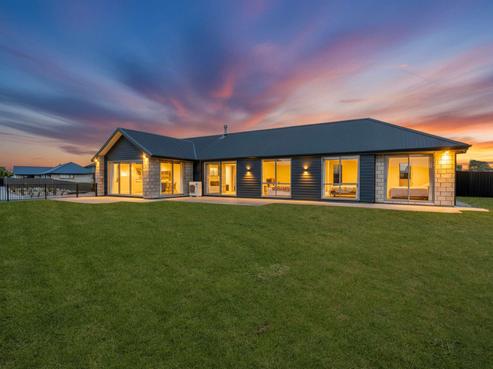 100 Hoffman Court, Waikiwi