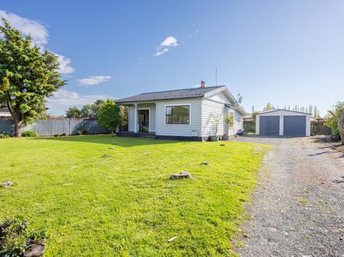 5 Allens Lane, Clive