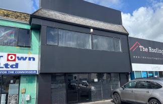 Prime Industrial Unit in Sought-After Te Rapa Location