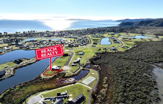 116 Tākapu Close, Matarangi