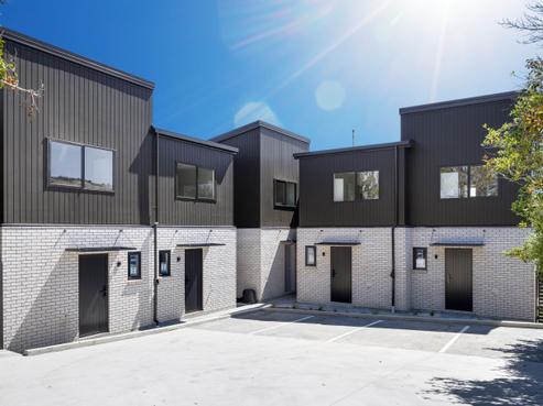 96 Bluebird Crescent, Unsworth Heights