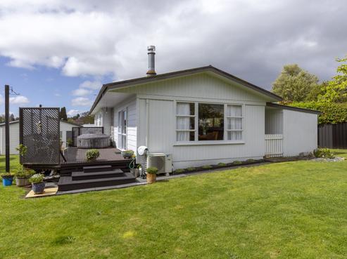 10 Green Place, Richmond Heights