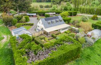132 Egans Road, Fernside