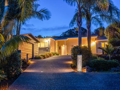 25 Hamilton Road, Surfdale