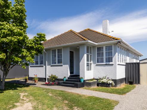 11 Massey Crescent, Marewa