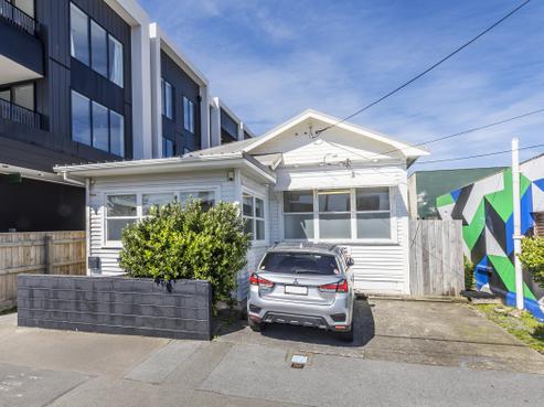 62 Rongotai Road, Kilbirnie