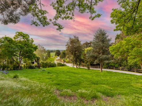 11 Saddle Vale Rise, Halswell