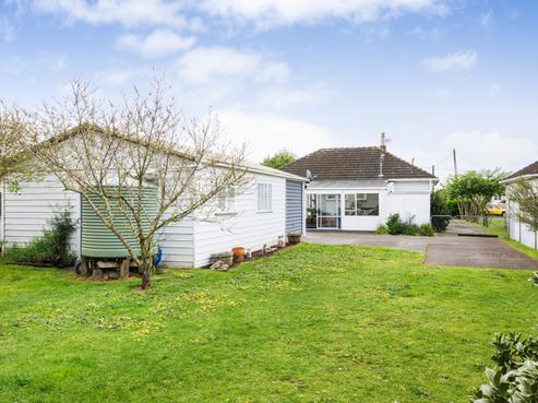 8 Easton Street, Foxton