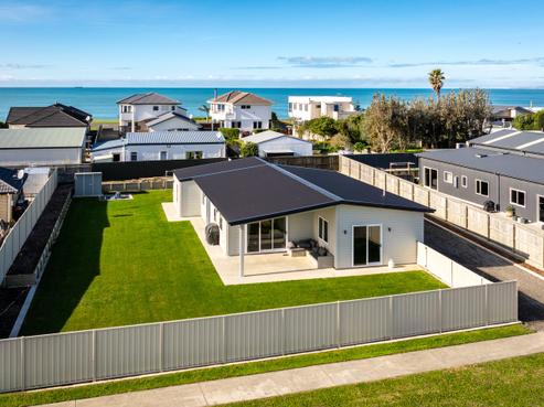 23 Pohutukawa Drive, Eskdale