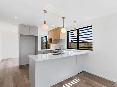 33 Karikari Crescent, Takanini