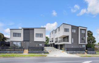 1-9/24  Great South Road, Manurewa