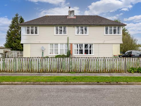 11 Hamilton Street, Pahiatua