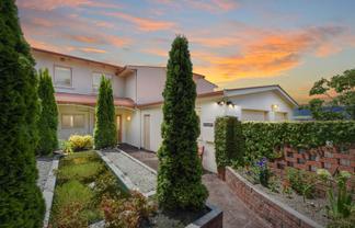 70 Queens Road, Stepneyville