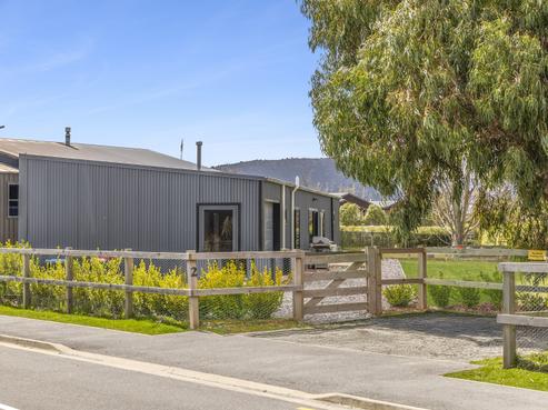 2 Cleland Close, Wanaka