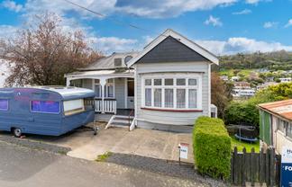 490 South Road, Calton Hill