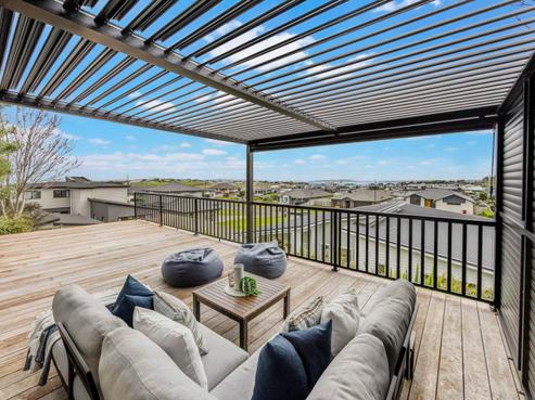 12 Flaxfield Lane, Beachlands