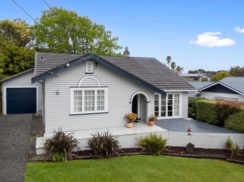 11 Grande Avenue, Mount Albert