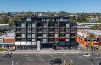202/32 Anzac Road, Browns Bay