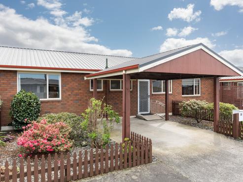 6C Eden Street, Mosgiel