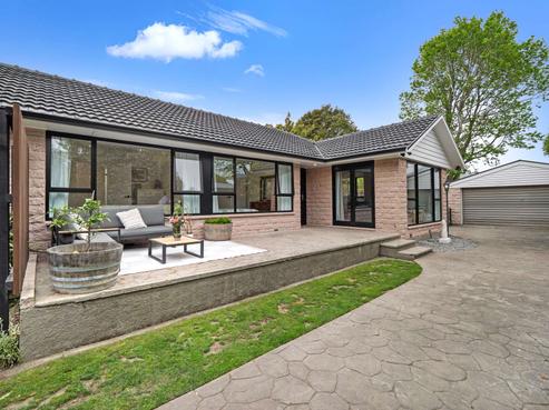 53 Woodbury Street, Russley