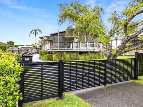 22 Kauri Crescent, Snells Beach