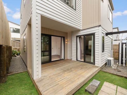 22B Batkin Road, New Windsor