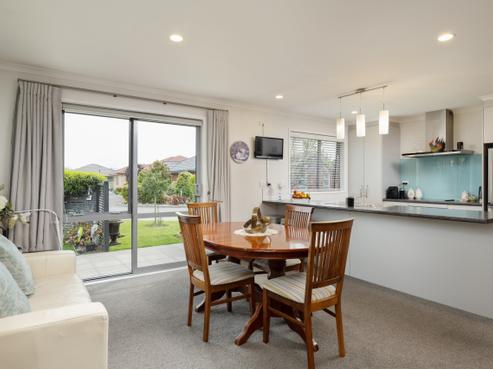 9 Korari Grove, Redwoodtown