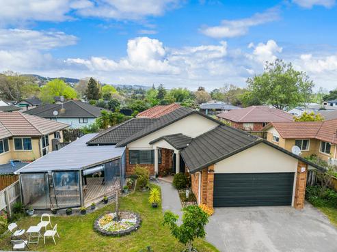 29 Carisbrook Crescent, Papakura