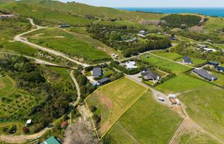 88 Scarlys Way, Okitu