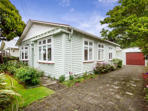 18 Moa Street, Alicetown