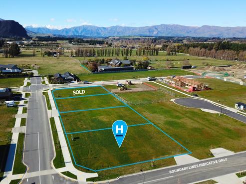 4 Berry Farm Drive, Wanaka