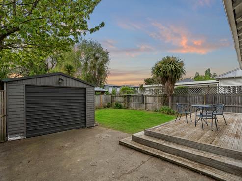 10 Roosevelt Avenue, Saint Albans