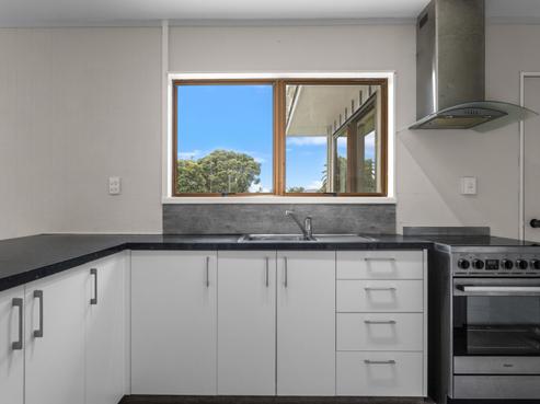 34 Fishermans Drive, Coastlands