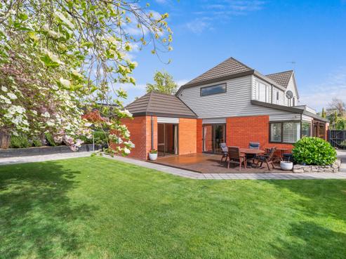 10 Oregon Place, Burwood