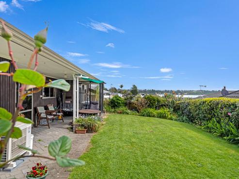 17B Rangataua Street, Welcome Bay