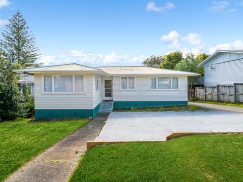 37 Chorley Avenue, Massey