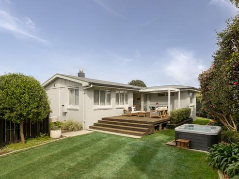 13 Tupaea Place, Otumoetai