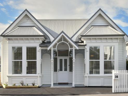 38 Highgate, Belleknowes
