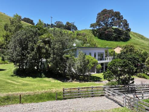 8 Pohutukawa Drive, Opotiki and Surrounds