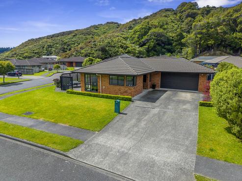 15 Aragon Grove, Kingsley Heights