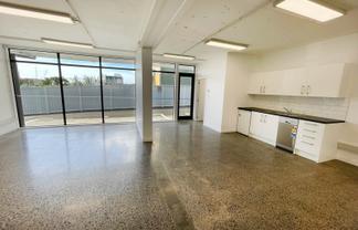 MODERN GROUND-FLOOR MEDICAL
